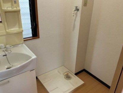 プレゼントコートの洗面所