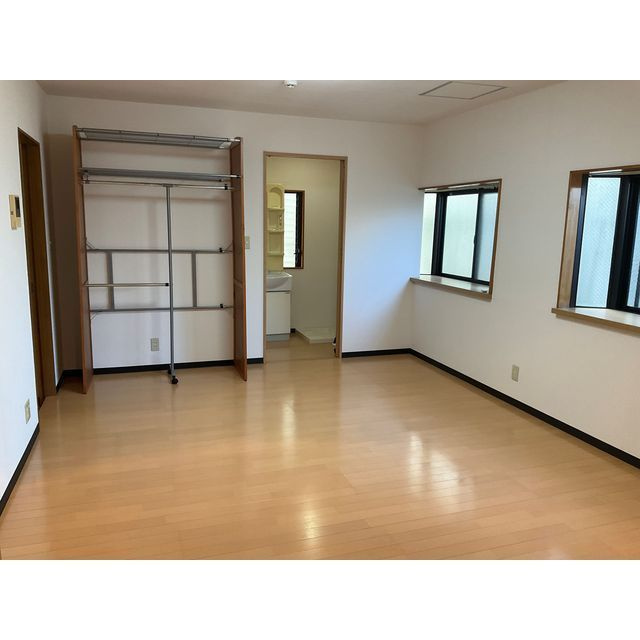 プレゼントコートの収納