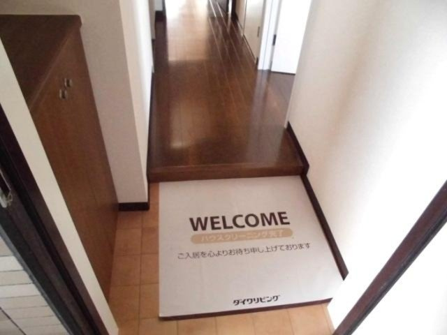 メゾン・リヴィエールの玄関