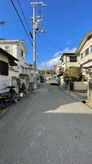 【前面道路含む現地写真】