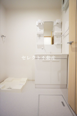 【洗面所】 | ＨＯＵＳＥ・２ | 明るい洗面所です