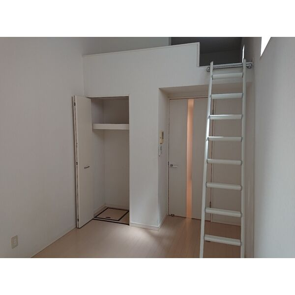 プランタン白金　名古屋市賃貸　仲介手数料無料の居間・リビング