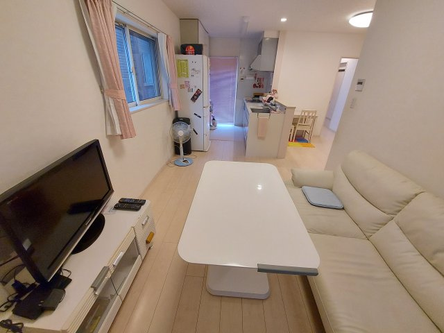 売中古戸建　静岡市葵区桜町１丁目の居間・リビング