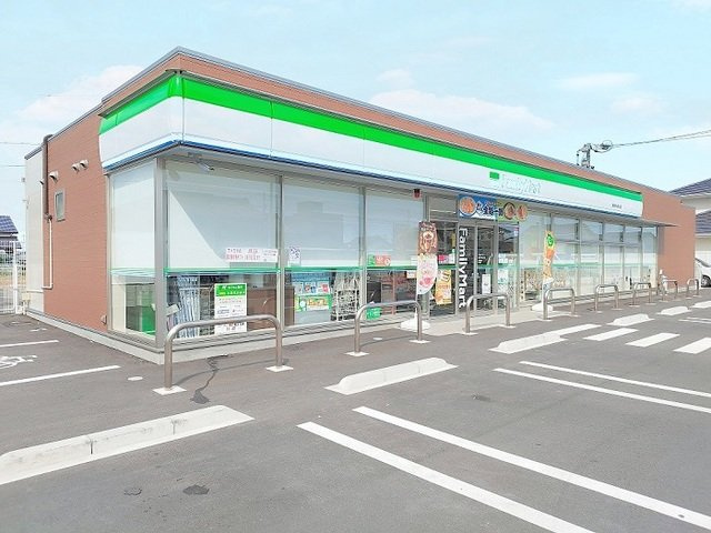 ヒカルサ豊橋牟呂水神の周辺|ファミリーマートまで900m