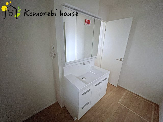 さいたま市大宮区天沼町　15期　新築一戸建て　ケイアイグレース　02の独立洗面台|26.1.29撮影済み