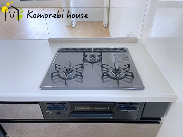 さいたま市大宮区天沼町　15期　新築一戸建て　ケイアイグレース　02のキッチン|26.1.29撮影済み