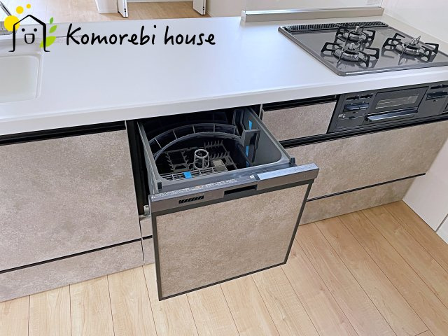 さいたま市大宮区天沼町　15期　新築一戸建て　ケイアイグレース　02のキッチン|26.1.29撮影済み