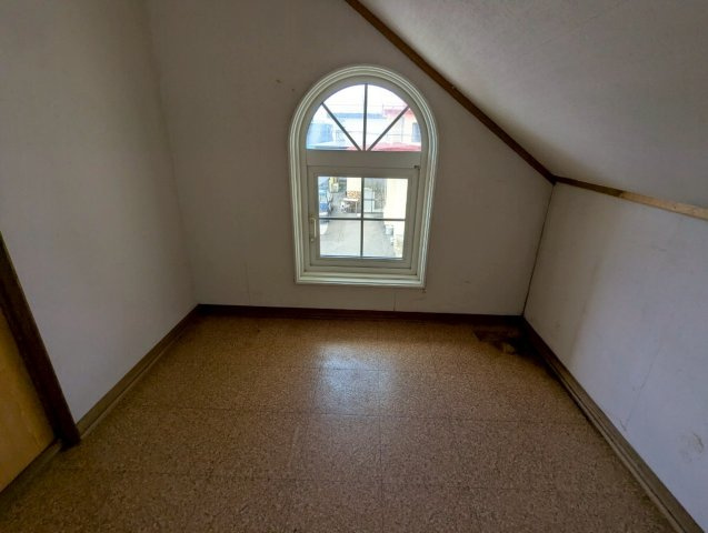 若葉4丁目　店舗付き中古住宅の内装