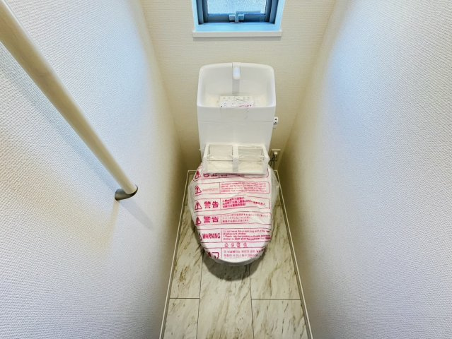 刈谷市沖野町1丁目1-12『仲介手数料無料』新築戸建てのトイレ