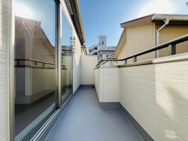 刈谷市沖野町1丁目1-12『仲介手数料無料』新築戸建てのバルコニー