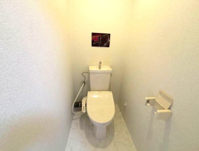 【トイレ】 | ルミエール・マゴジ1