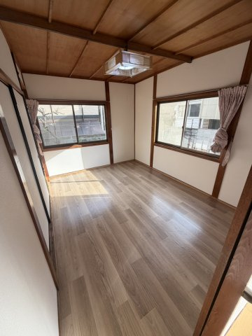 広島市安佐南区長束西４丁目の一戸建ての居間・リビング