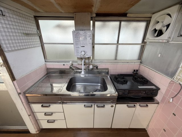 広島市安佐南区長束西４丁目の一戸建てのキッチン