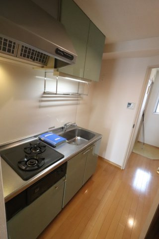 アルテール湘南のキッチン|他号室の参考写真です。