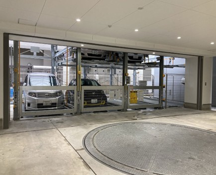 ステラ淀屋橋の駐車場