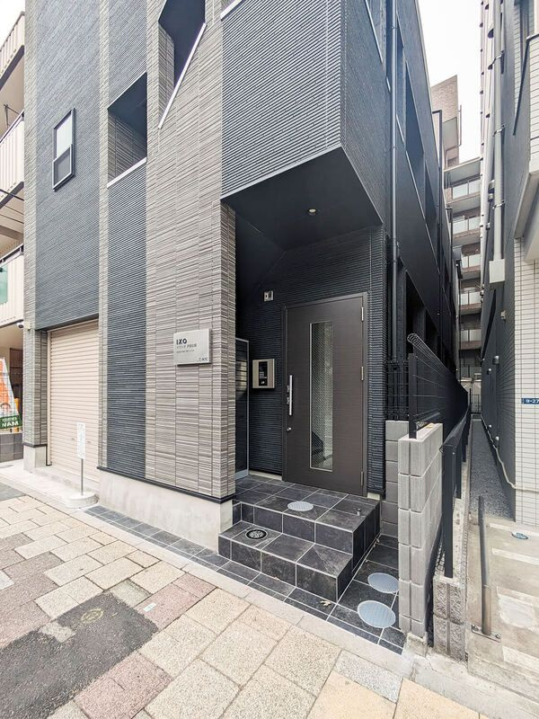 IXO戸田公園のエントランス