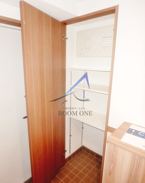 ウィステリア　ヒルズ　ナカムラ