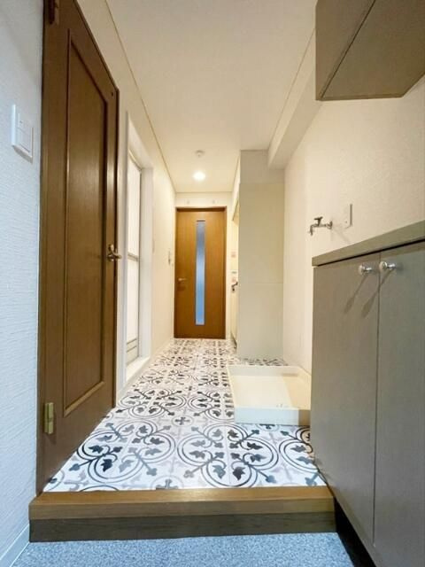 カーサ松原の玄関