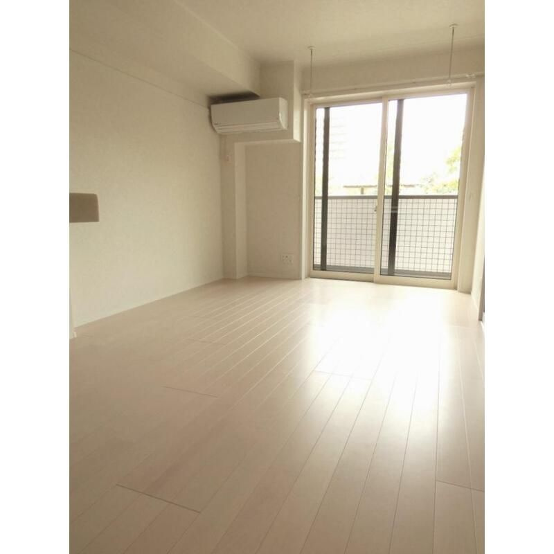 ノルデランテ篠崎の居間・リビング