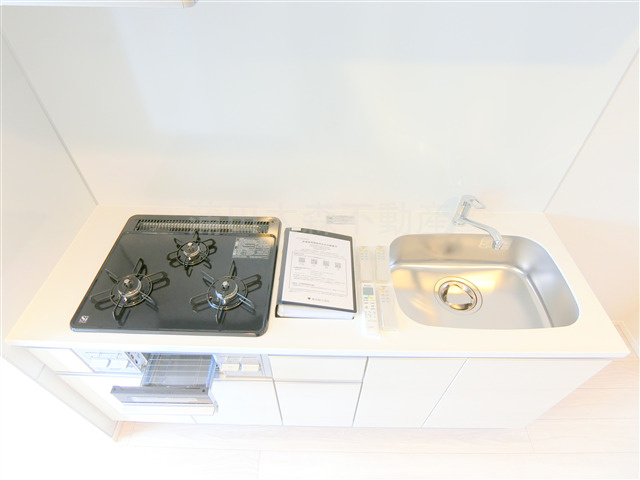 コンフォリア・リヴ西蒲田のキッチン