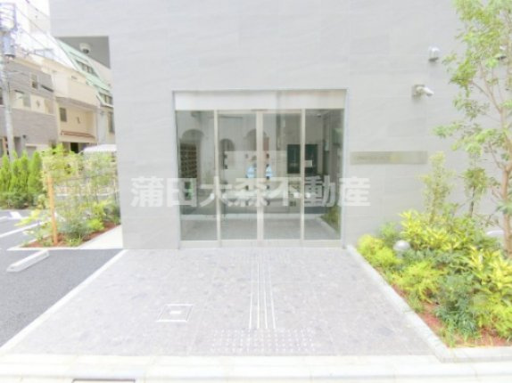 コンフォリア・リヴ西蒲田の外観