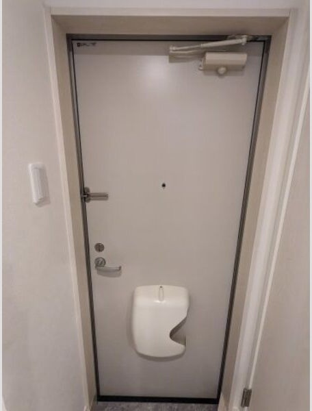 ハーモニーテラス六田の玄関