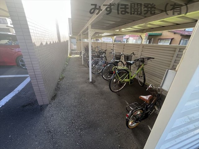 昭和マンション新庄の駐輪場