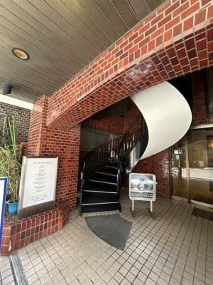 【エントランス】 | ももの木三宮ビル