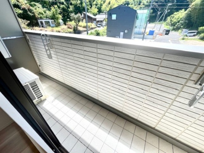 【バルコニー】 | ロイヤルステージ雑賀町