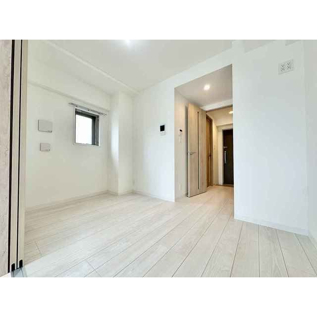 グランカーサ上野松が谷の居間・リビング