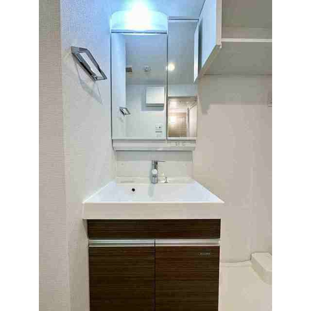 グランカーサ上野松が谷の洗面所