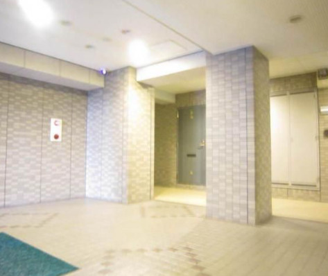 エーデルワイス本所のロビー