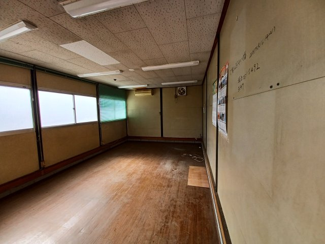 滑川町福田302-1倉庫の内装