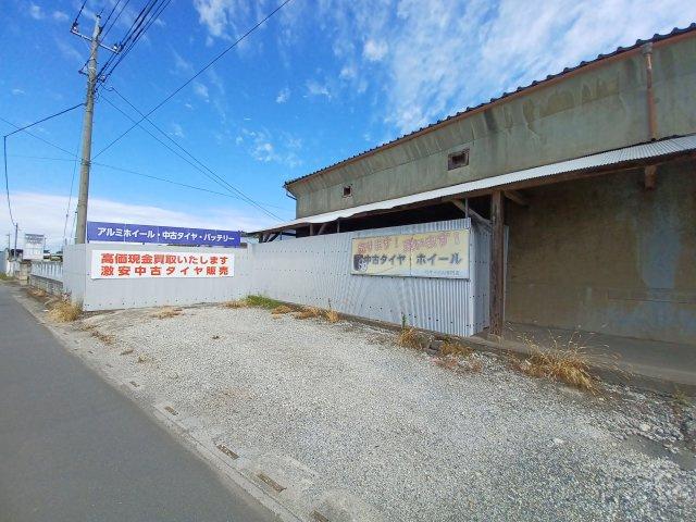 滑川町福田302-1倉庫の外観