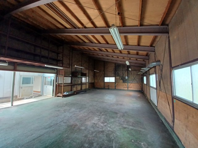 滑川町福田302-1倉庫の内装