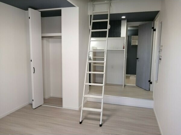 あんしん+衣摺08-7002の洋室