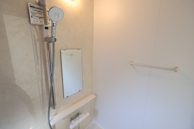 《仲介手数料無料》見沼区堀崎町579-3(全1戸)新築一戸建てハートフルタウンの浴室