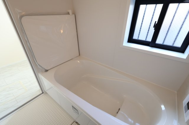 《仲介手数料無料》見沼区堀崎町579-3(全1戸)新築一戸建てハートフルタウンの浴室