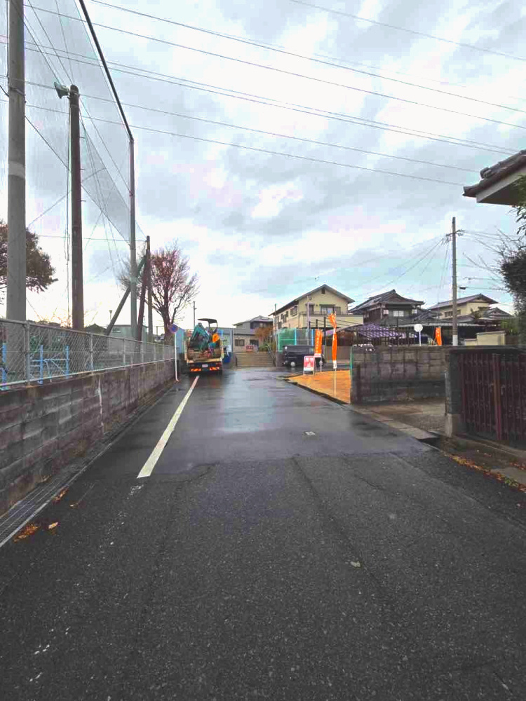 企救丘三丁目（3期）の前面道路含む現地写真|現地（2025年12月11日）撮影