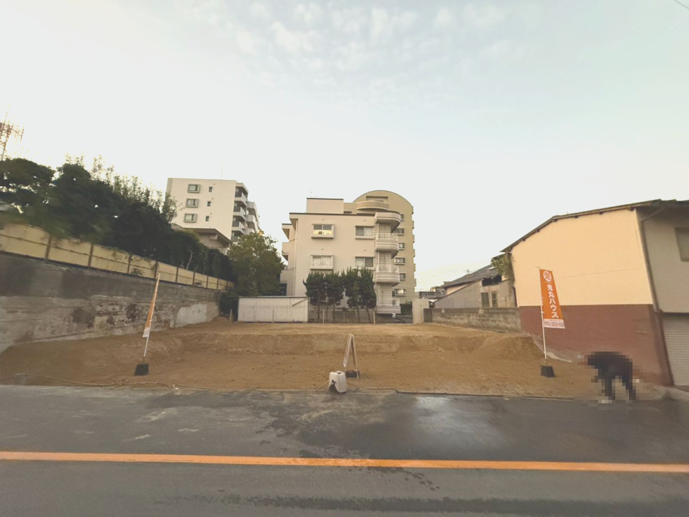 高峰町の前面道路含む現地写真|現地（2025年10月16日）撮影