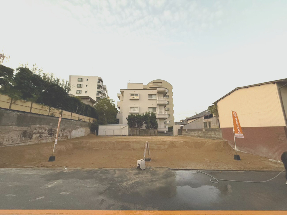 高峰町の前面道路含む現地写真|現地（2025年10月16日）撮影