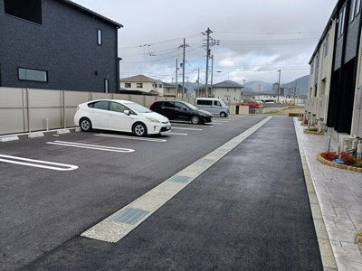 【駐車場】 | クレインコートⅡ | 駐車場があります