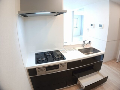 【キッチン】 | クレインコートⅡ | キッチンでお料理をお楽しみください