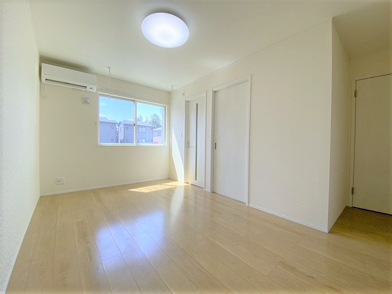 ＵＮＩＲ長田町（ウニール）の居間・リビング