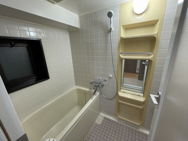 シーアイマンション根津弥生坂の浴室