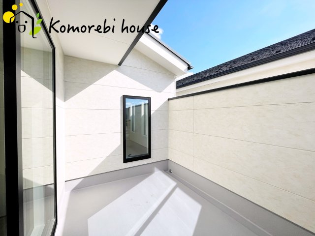 桶川市泉　6期　新築一戸建て　KEIAI GRACE　02のバルコニー|陽当たり良好なバルコニーです