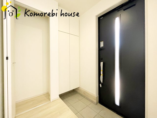 桶川市泉　6期　新築一戸建て　KEIAI GRACE　02の玄関|毎日通る玄関はこちらです