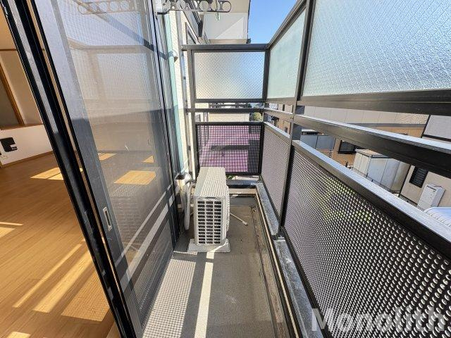 ナーシサスのバルコニー