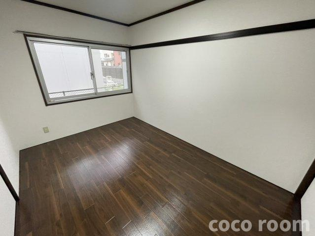 リリーベルの洋室