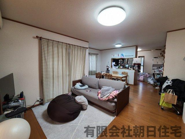 【居間・リビング】 | 東岩坂中古戸建